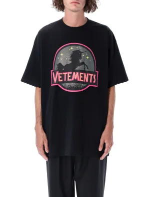 Vetements Graphic Printed Crewneck T-Shirt