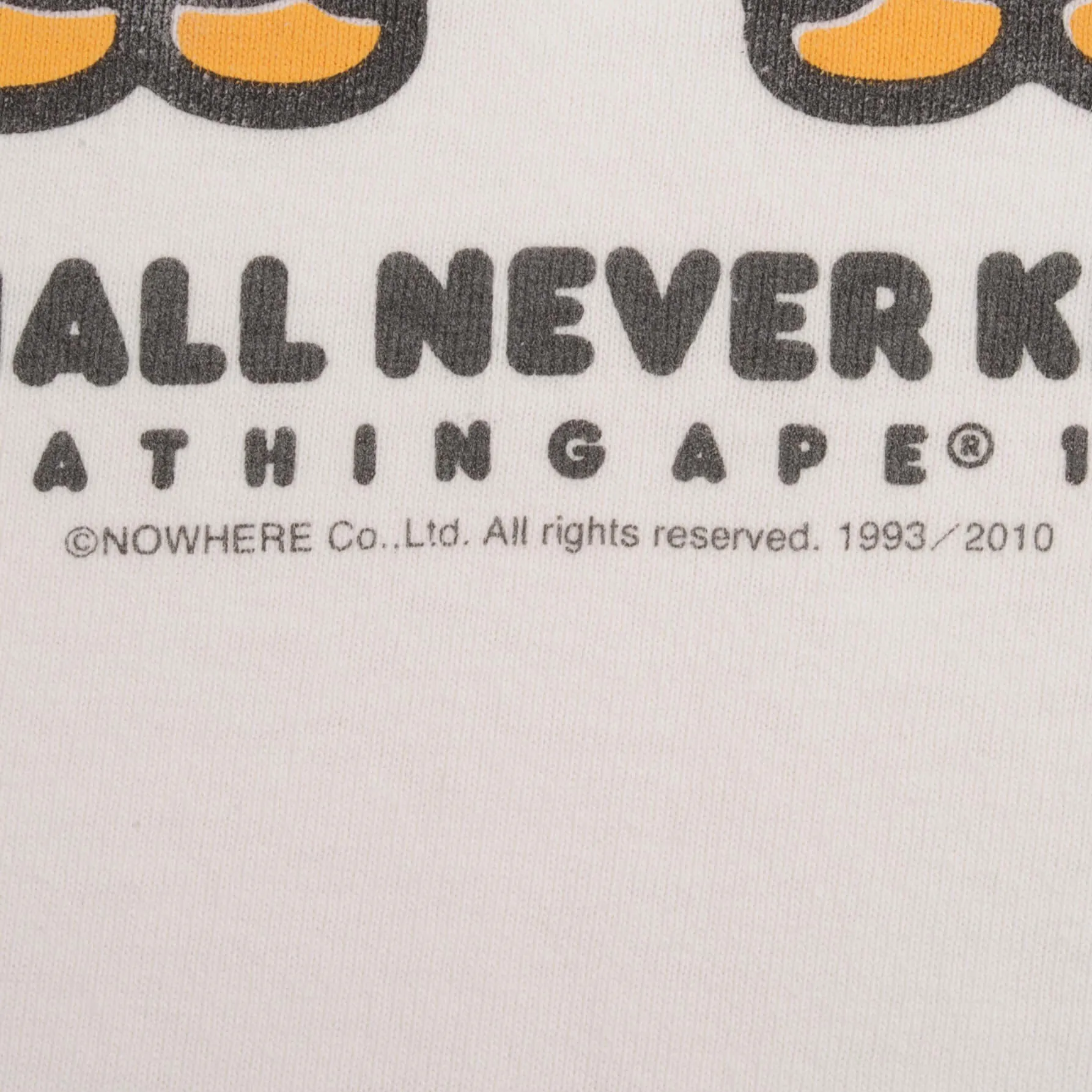 VINTAGE BAPE APE BABY MILO SHALL NEVER KILL APE  TEE SHIRT MEDIUM MADE IN JAPAN